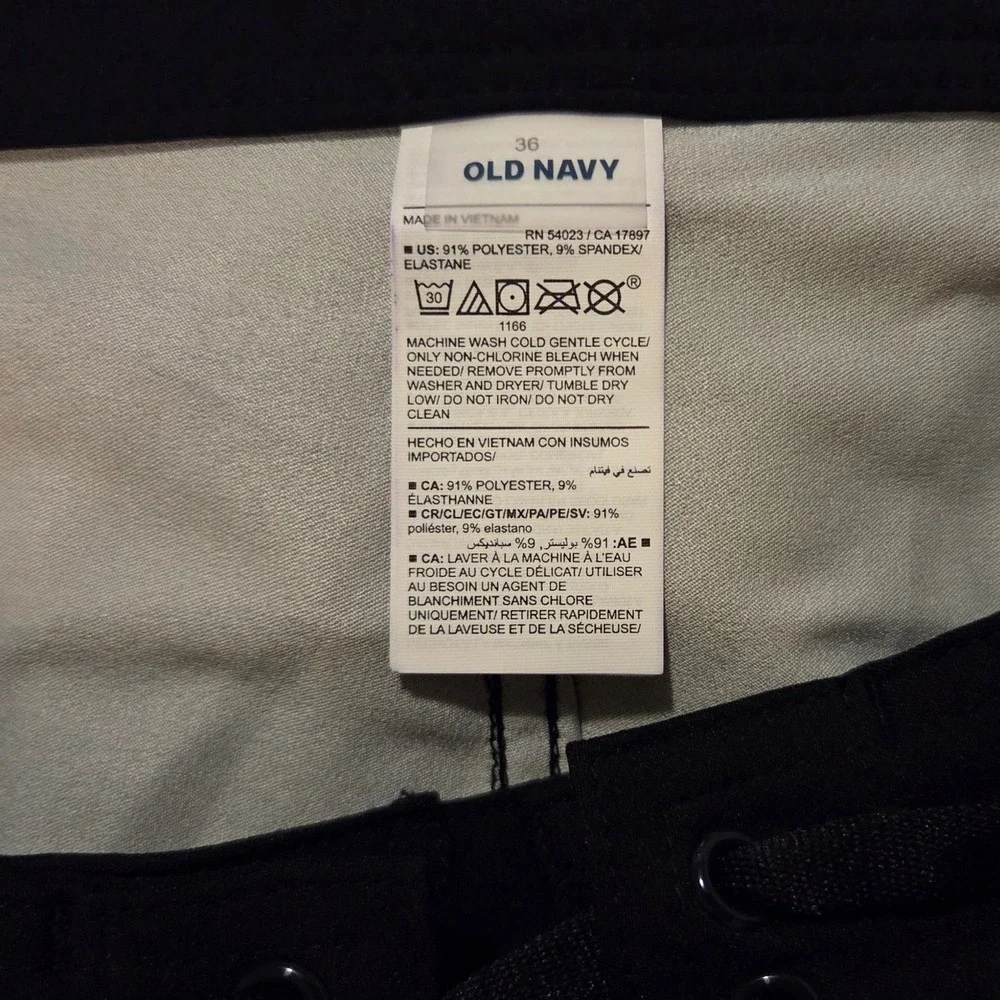 Old Navy Mens Board Shorts Size 36 Black‎ Gray Cloud Print Swim Trunks